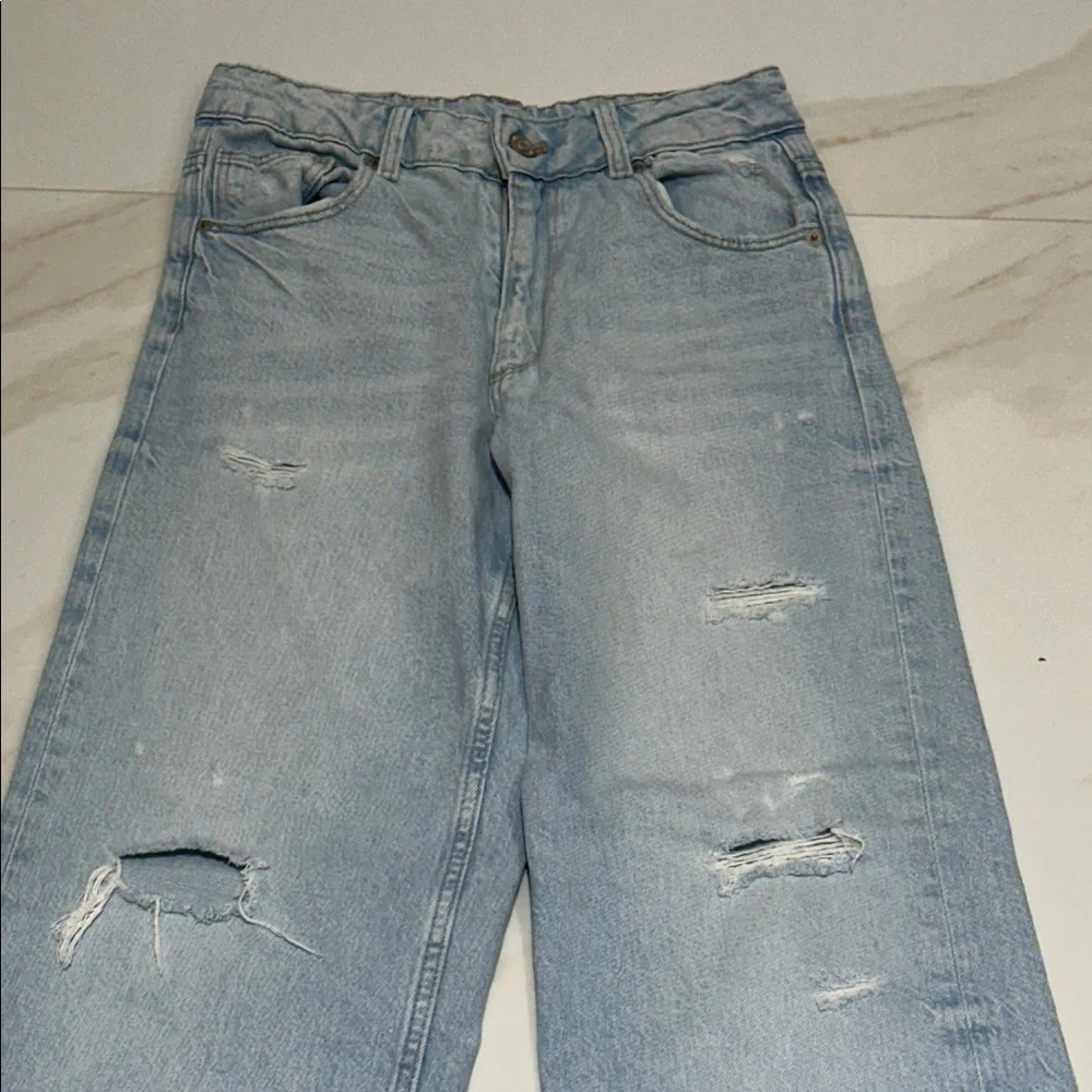 Zara Light Blue Denim Jeans